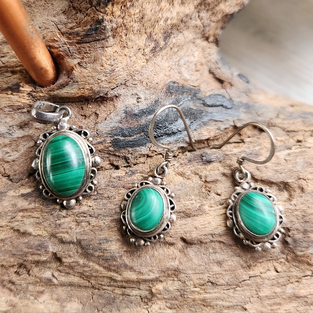 Vintage Malachite Stone Sterling Silver Pendant & Earrings Set
